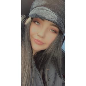 Meet your Posher, Karisa